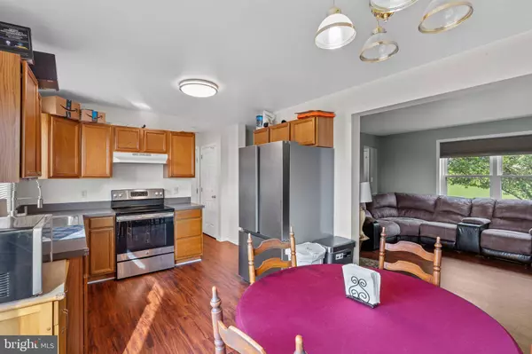 41 E BROOKFIELD DR, Lebanon, PA 17046