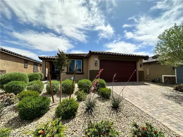 5632 Akula Bay Street, North Las Vegas, NV 89081