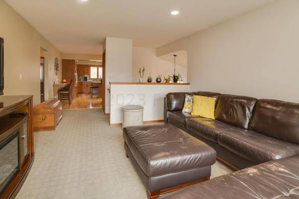 2301 27 Avenue S, Fargo, ND 58103