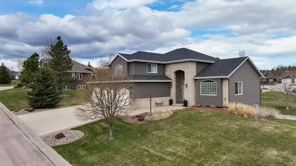 5299 Conifer Lane, Rapid City, SD 57702