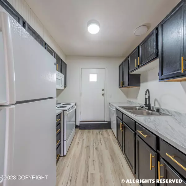 3816 Baxter RD, Anchorage, AK 99504