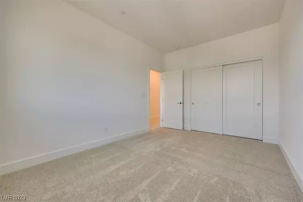 9853 Agate Creek Street, Las Vegas, NV 89141