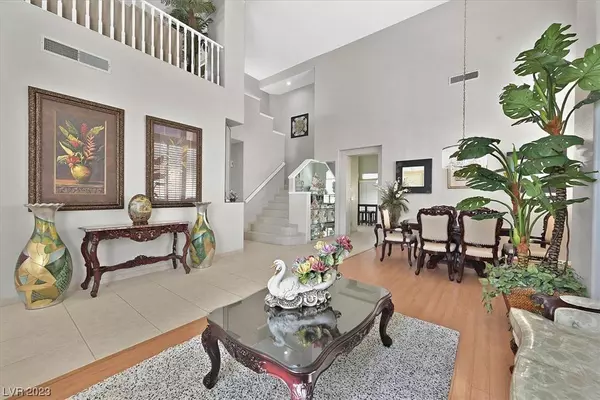 2137 Henniker Way, Las Vegas, NV 89134