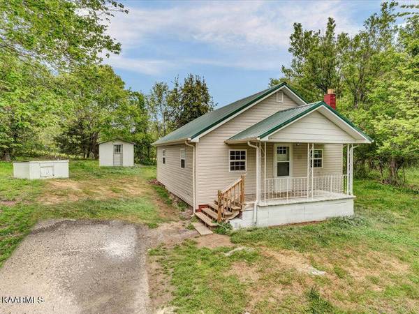 728 Old Point Pleasant Rd, Newport, TN 37821