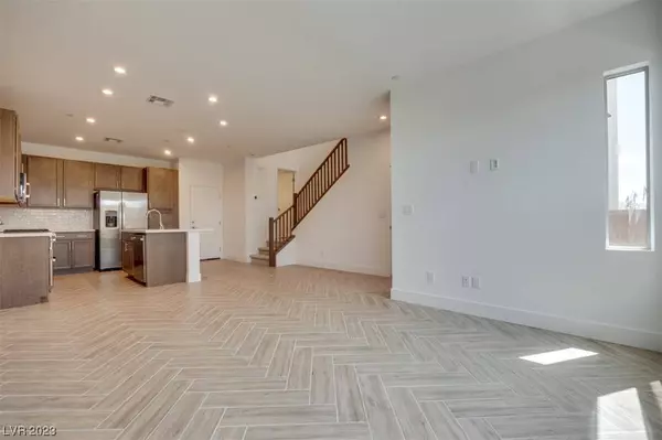 9853 Agate Creek Street, Las Vegas, NV 89141