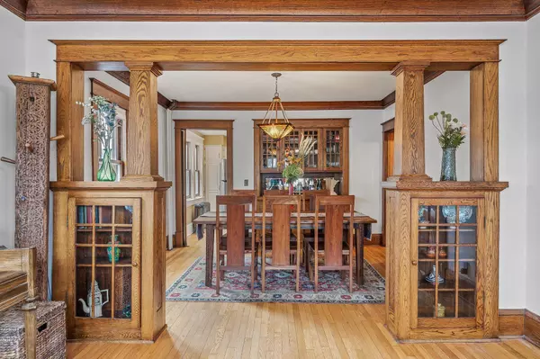 465 Warwick ST, Saint Paul, MN 55105