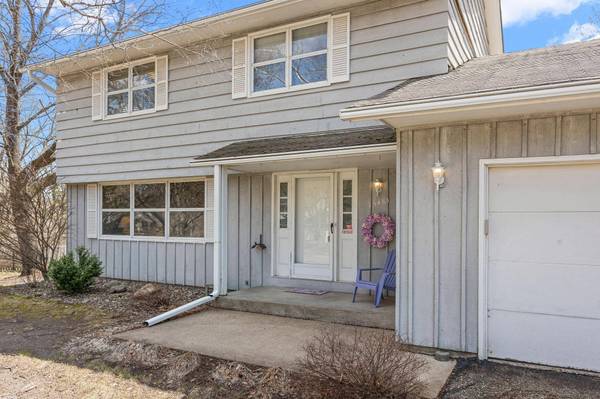 15483 Boulder Creek DR, Minnetonka, MN 55345