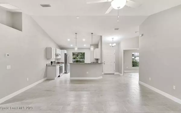 2199 Trillo Road SE, Palm Bay, FL 32909