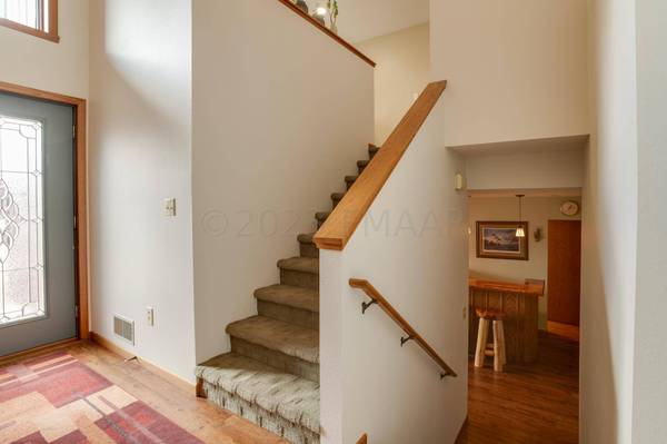 2301 27 Avenue S, Fargo, ND 58103