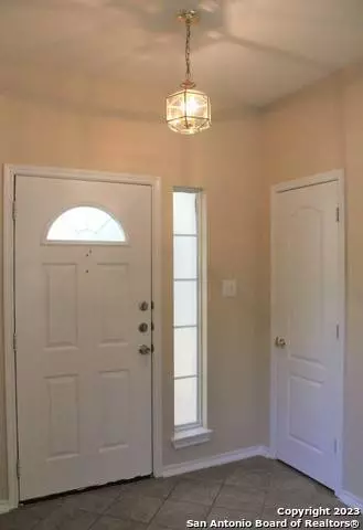 706 SYCAMORE MOON, San Antonio, TX 78216-8031