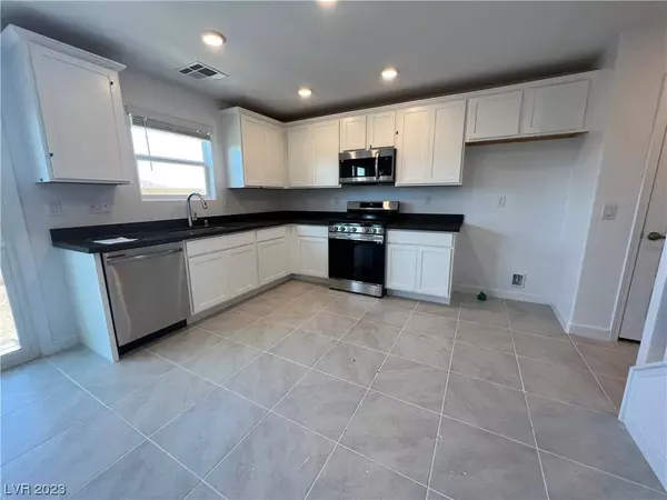 328 Bay Village Place, Henderson, NV 89011