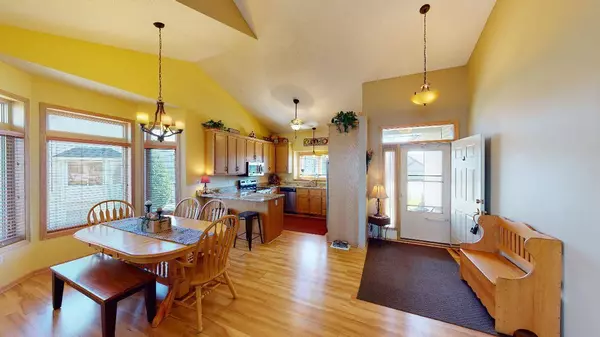 14469 Hummingbird CT NW, Andover, MN 55304