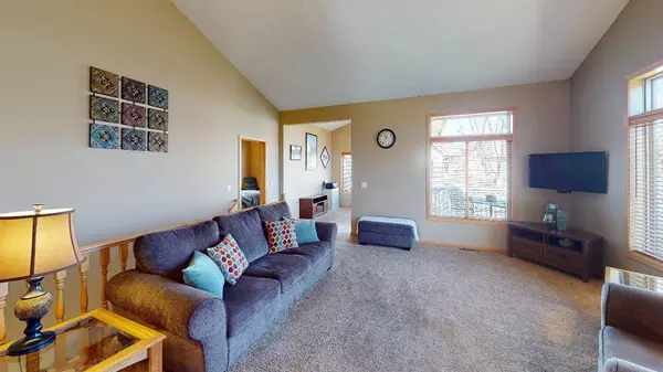 14469 Hummingbird CT NW, Andover, MN 55304