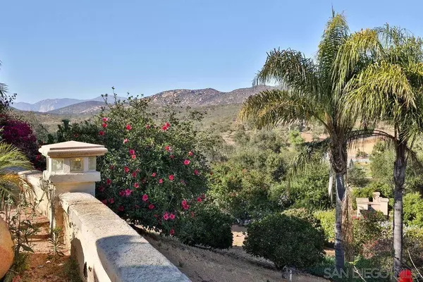 258 Sunnybrook Ln, El Cajon, CA 92021