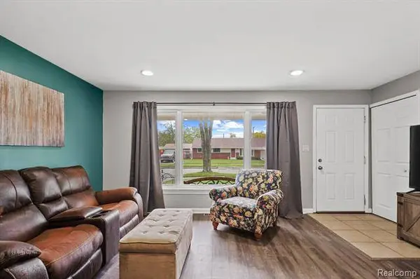 35533 Silvano  Street, Clinton Township, MI 48035