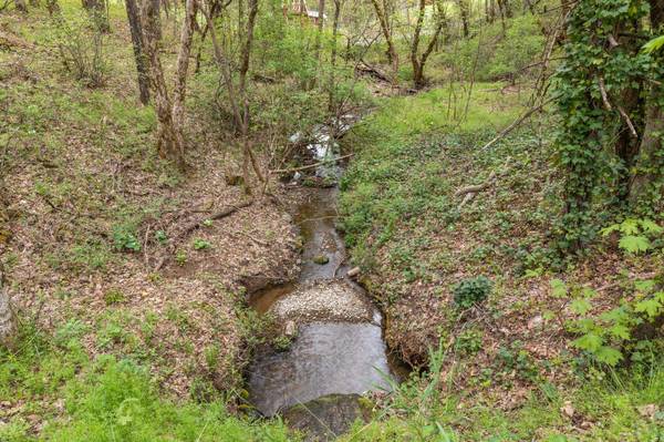 1444 Summit Loop, Grants Pass, OR 97527