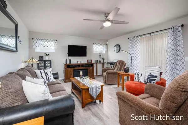 11157 Meadow Wood Circle, Greenville, MI 48838