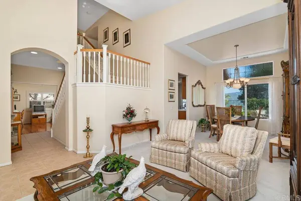 3234 Meadow Grass LN, Escondido, CA 92027