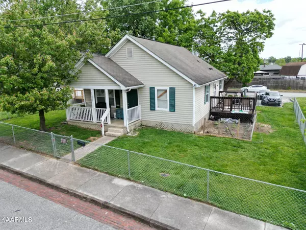 1215 Callaway St, Knoxville, TN 37921