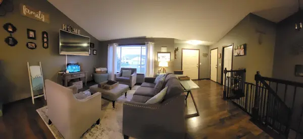 885 Fox CT, Norwood Young America, MN 55397