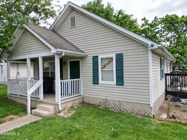 1215 Callaway St, Knoxville, TN 37921