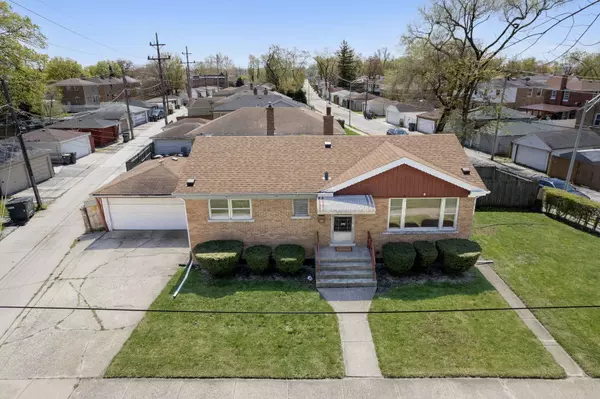 3720 Wilcox Avenue, Bellwood, IL 60104