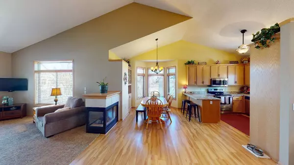 14469 Hummingbird CT NW, Andover, MN 55304