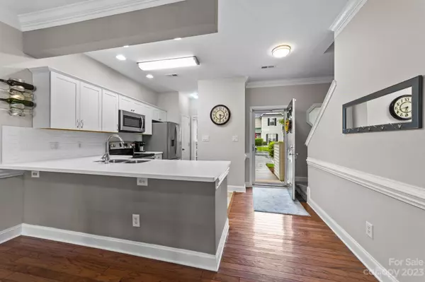 6325 Professional BLVD, Harrisburg, NC 28075