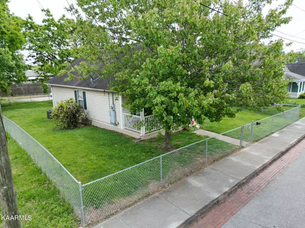 1215 Callaway St, Knoxville, TN 37921