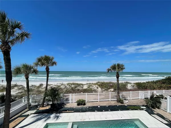 32 GULF BLVD, Indian Rocks Beach, FL 33785