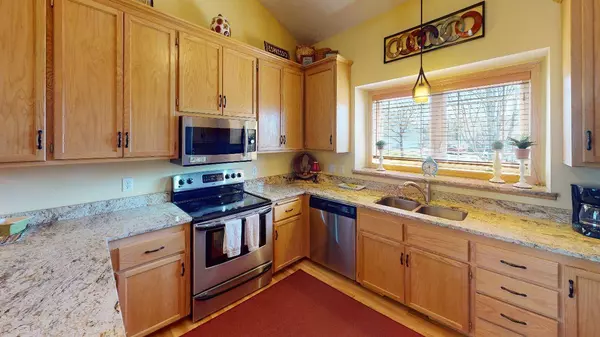 14469 Hummingbird CT NW, Andover, MN 55304