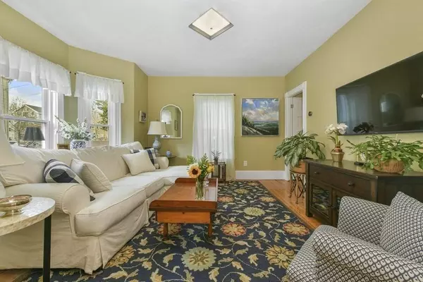 52 Hanson Street #1, Somerville, MA 02143