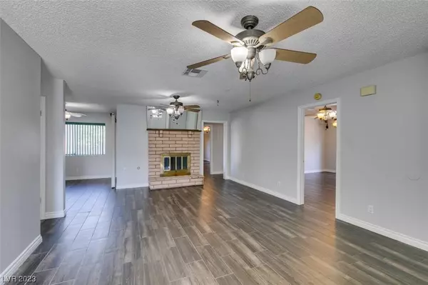 1811 Weatherford Way, Las Vegas, NV 89156