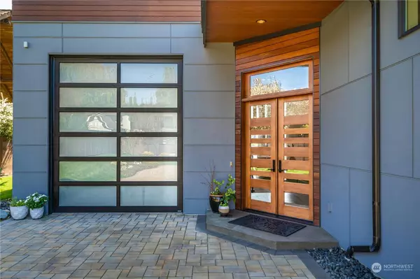 6360 S Island DR E, Bonney Lake, WA 98391