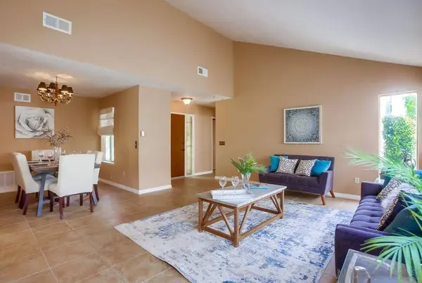 17473 Plaza Abierto #32, San Diego, CA 92128