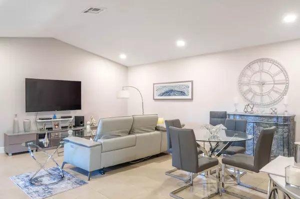 8839 SW 19th CT A, Boca Raton, FL 33433