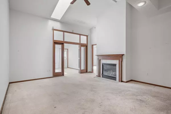 14902 Bittersweet CT, Rosemount, MN 55068