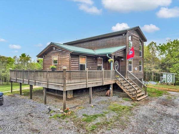 135 Jetty WAY, Bybee, TN 37713