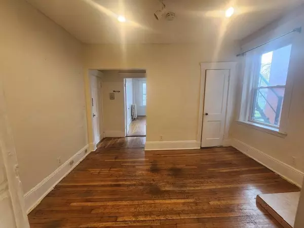 5 Braemore Rd #5, Boston, MA 02135