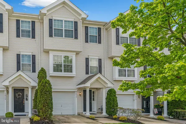 1017 MOORE RD, West Deptford, NJ 08086