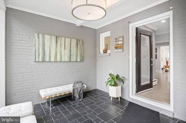 96 WESTBROOK DR, Moorestown, NJ 08057