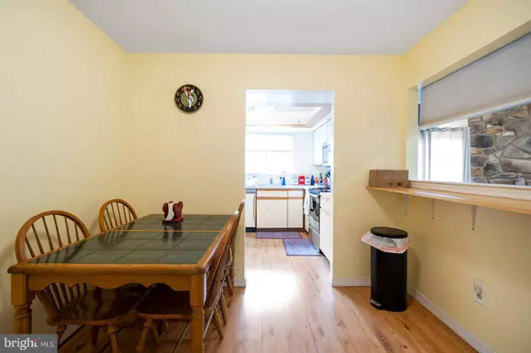 420 BROWN BRIAR CIR, Horsham, PA 19044