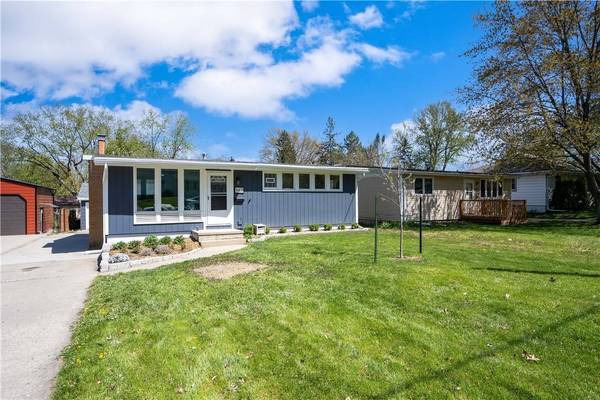 3903 43rd Street, Des Moines, IA 50310