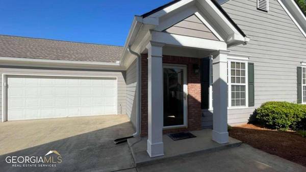 555 Camry CIR, Dallas, GA 30157