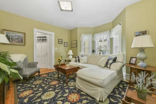 52 Hanson Street #1, Somerville, MA 02143