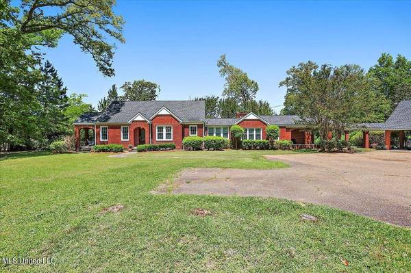 2677 Highway 80 E, Brandon, MS 39042