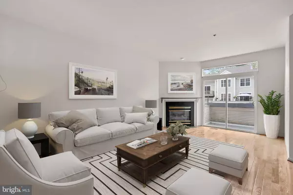 10319 ROYAL WOODS CT, Montgomery Village, MD 20886