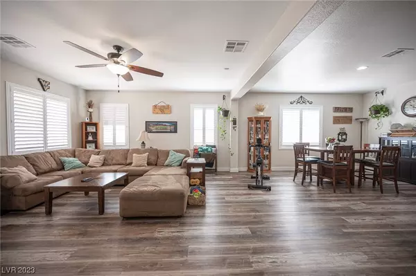 7910 Torreys Peak Street, Las Vegas, NV 89166