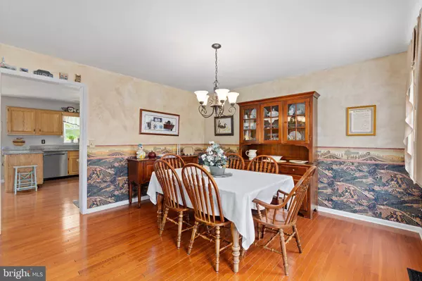 1911 N OLD BETHLEHEM PIKE, Quakertown, PA 18951