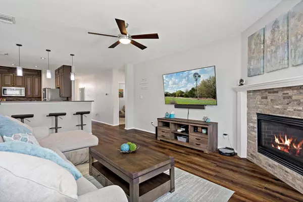 10714 Lansdowne Lane, Rowlett, TX 75089